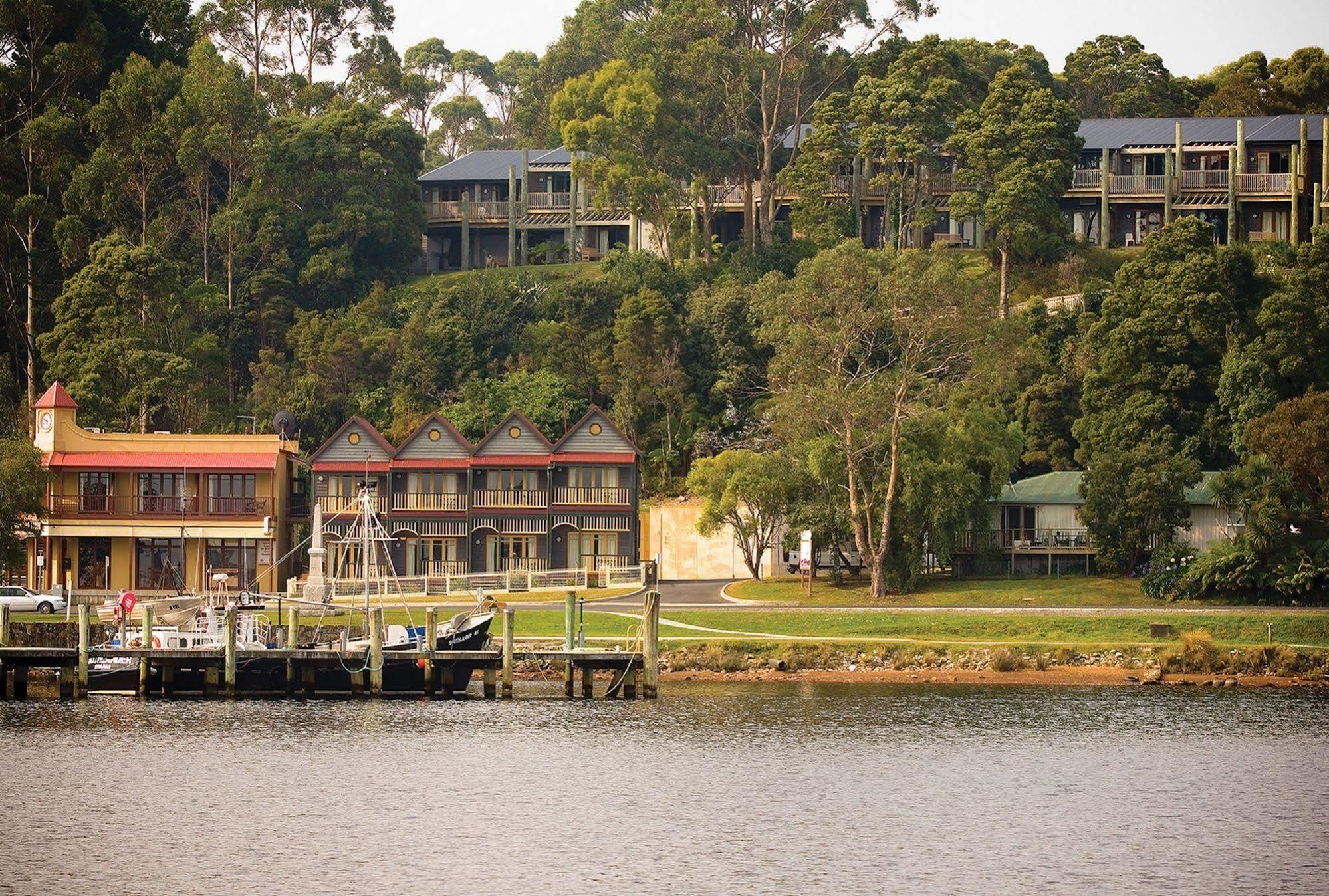 Strahan Village Zewnętrze zdjęcie